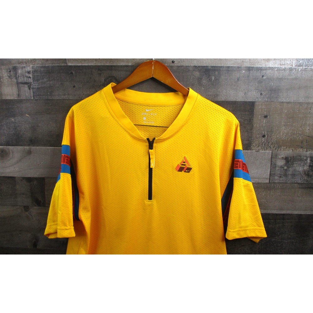 Nike Shirt Mens Large Yellow Giannis Antetokounmpo Dri-FIT 1/4 Zip CK6296-739